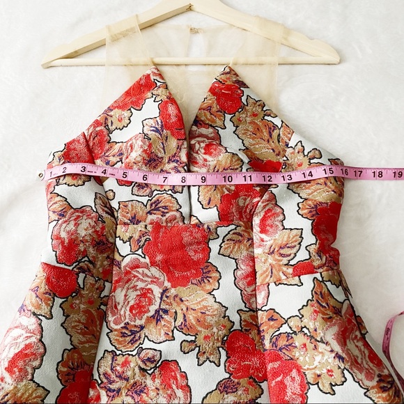 Topshop Gorgeous Floral Brocade Dress - Picture 9 of 16